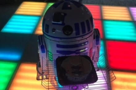 иллюстрация 1 для квеста Спасти робота R2D2 Липецк