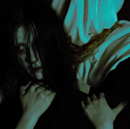 Безумие. Добро пожаловать на квест «Безумие» в городе Ставрополь! Вас ждет погружение в глубины человеческой психики, где реальность переплетается с иллюзиями, а прошлое не отпускает. Игрокам предстоит проникнуть в этот кошмар, понять, что...