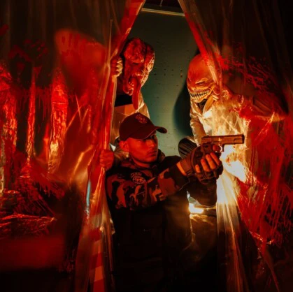 Resident Evil: Remake. Добро пожаловать на экшн-игру «Resident Evil: Remake» в городе Воронеж. С самого начала игры вы погружаетесь в атмосферу сюжета, окруженного захватывающим авторским звуковым сопровождением, специально написанным для этого сюжета. Каждому игроку предоставляется...
