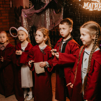 Тайная комната. Вы когда-нибудь мечтали получить письмо из школы чародейства? Теперь у вас есть шанс не просто увидеть её, а стать...