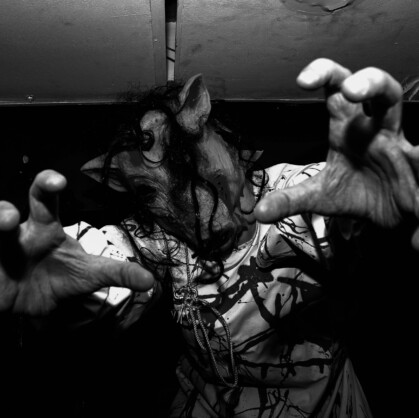 Дом людоедов. Добро пожаловать на квест «Дом людоедов» в городе Уфа! Игроки попадут в логово людоедов, где окажутся их следующей добычей.