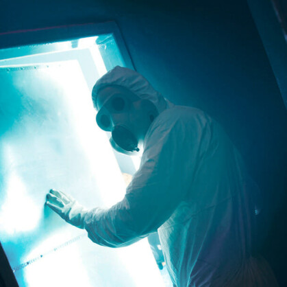 Каратин. Легенда квеста: Дерзкий побег Фантома создал массу панического шума. Лучшие силы секретных спецслужб были брошены на его поимку. Феномен интеллектуальных и физических возможностей Фантома, был необходим при стратегических разработках уникальных боевых...