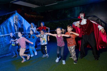 иллюстрация 1 для квеста Вампирлэнд Барнаул