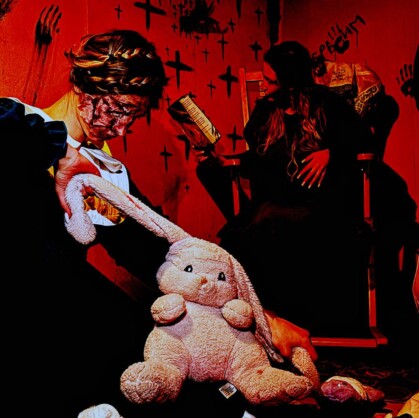 Ужас семьи Аргайл. Добро пожаловать на квест «Ужас семьи Аргайл» в городе Барнаул! Вам предстоит проникнуть в дом Аргайлов, выяснить природу зла,...