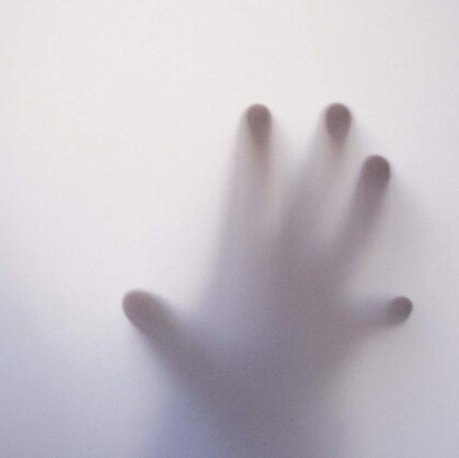 Проклятое место. Сюжет квеста: Как много надо обычному человеку, чтобы стать ужасом во плоти? Что должно произойти, чтобы каждый его шаг, сопровождал леденящий душу вой? И что можешь сделать ты, чтобы избежать встречи...