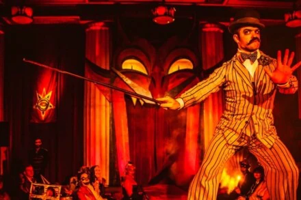 иллюстрация 1 для квеста THEATRE BIZARRE Саратов