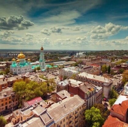 Городские легенды Ростова-на-Дону. Сюжет квеста: Атмосфера и дух города хранятся буквально “в воздухе” — они скрываются в легендах, байках и приметах, передающихся из поколения в поколение и появляющихся на глазах у горожан. Именно такой...