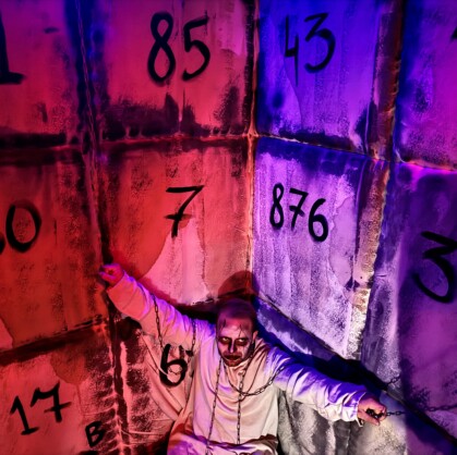 Приговор. Добро пожаловать на квест «Приговор» в городе Ростов-на-Дону! Вы и ваша команда окажетесь заперты в стенах настоящей тюрьмы, где каждый шорох может означать приближение опасности. Но это не просто место заключения. Это...